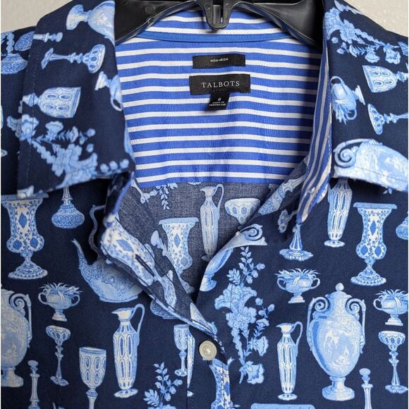 Talbots Blue Antique Vases Perfect Button Down Blouse Shirt Womens 8 - Picture 4 of 5